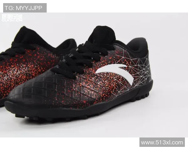 足球鞋碎钉助力突破极限 哪些球星采用这一创新设计提升表现